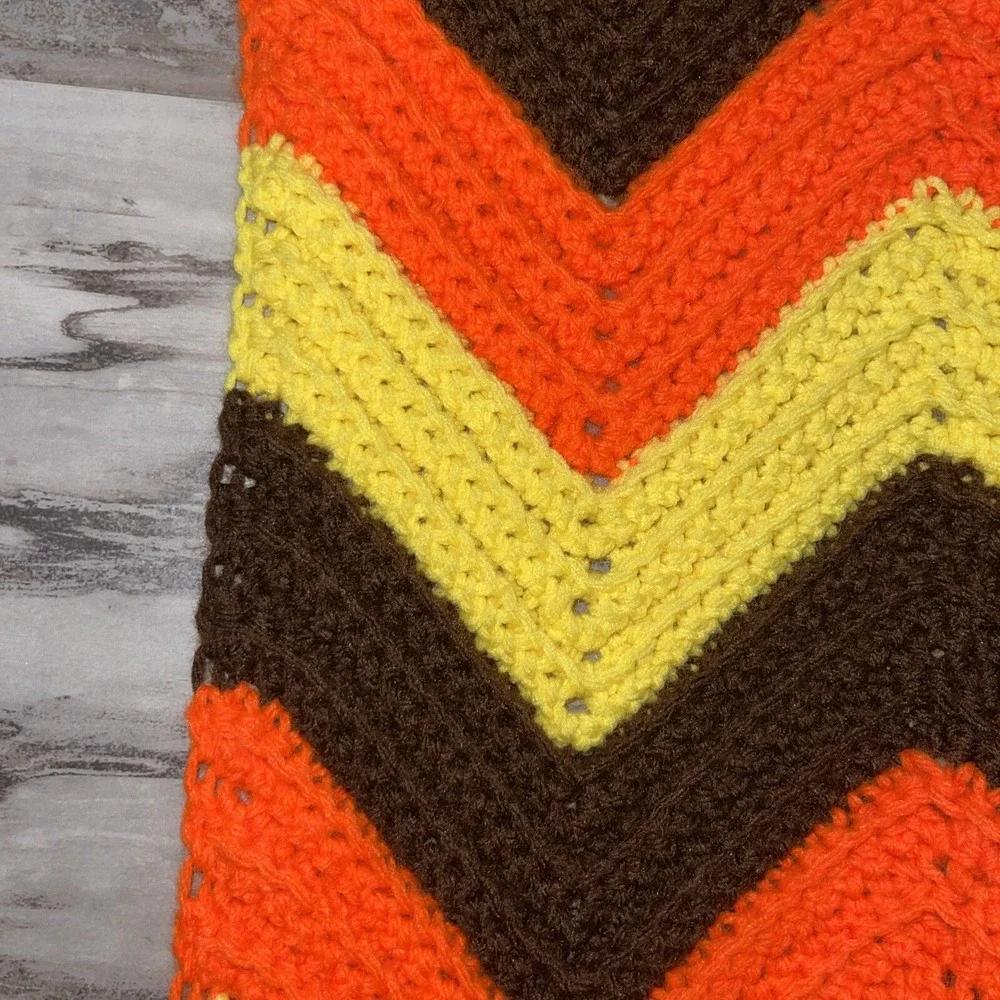 VIntage Crochet Knit Afghan Throw Blanket Chevron Zigzag MCM Fall Colors Tassels